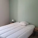 ヴィラ Maison En Pierre Situe Au Milieu Des Champs De Ble